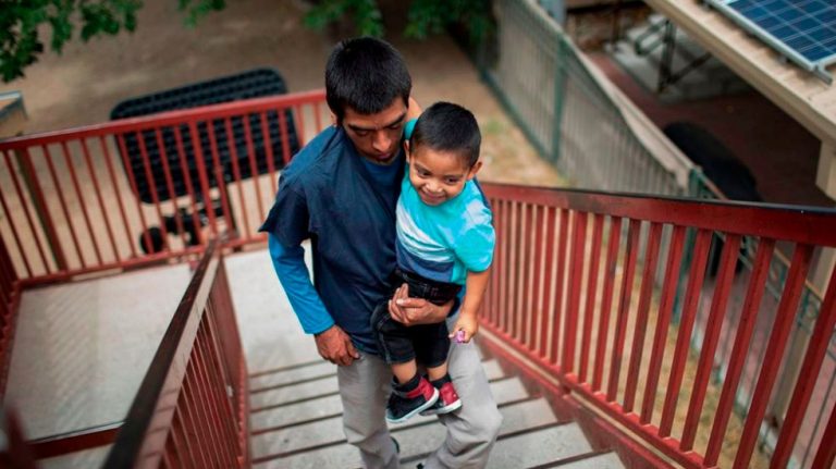 US Restarts Program To Reunite Central American Families